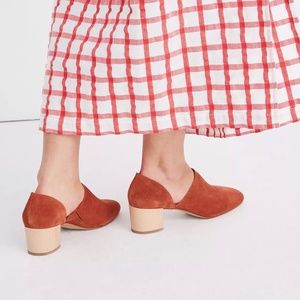 Madewell “ the Kirstie Lowcut Bootie in Suede” size 8